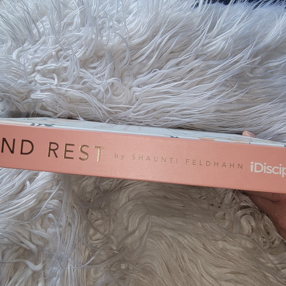 Book - Find Rest - Picture 2 of 3